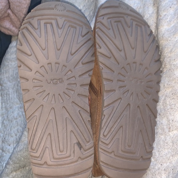 Ugg NEUMEL Booties, ladies9❣️!! - Picture 5 of 5